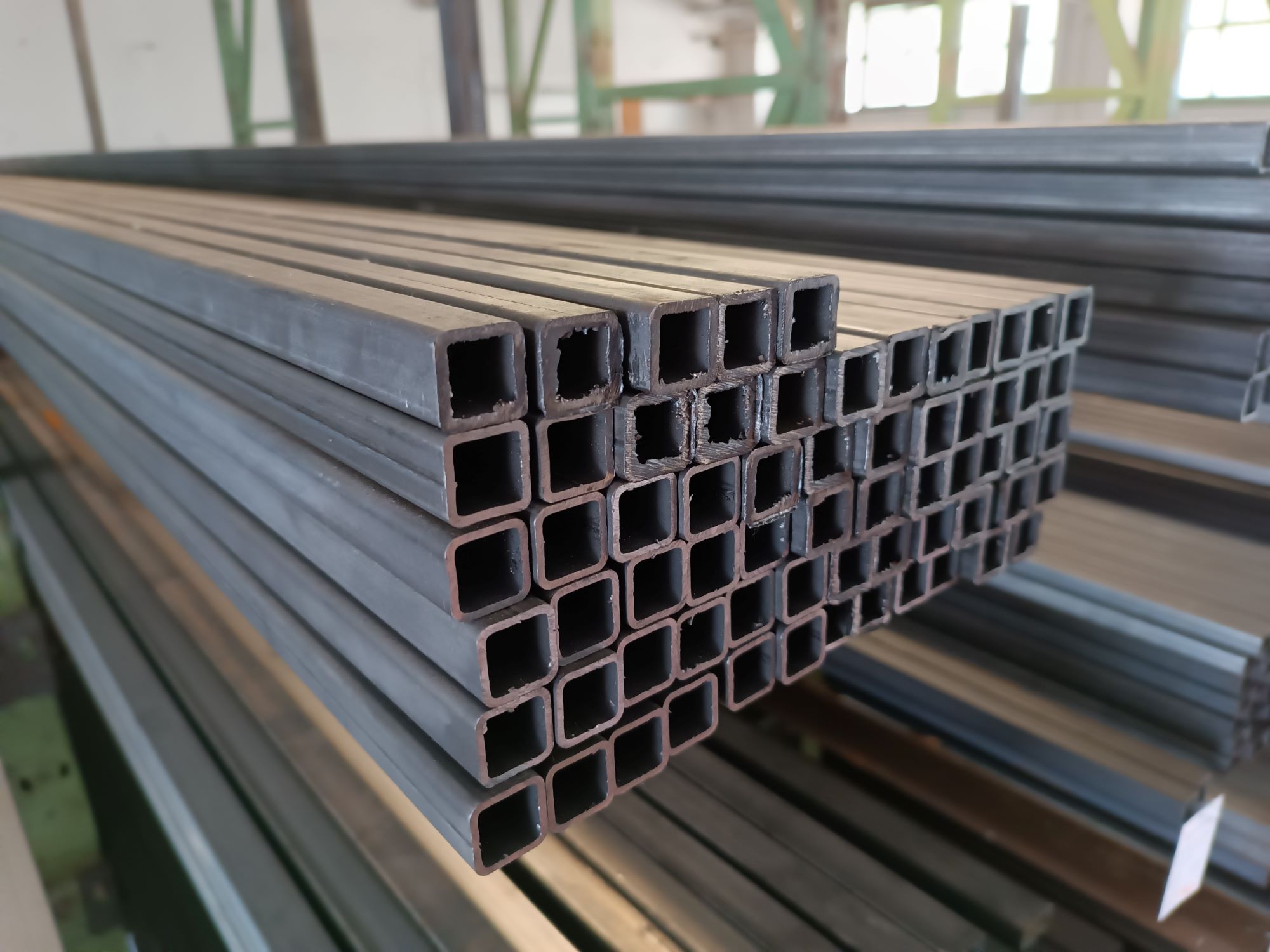 jakel profil uzavretý 20x20x2 mm, L6000 mm, S235JR