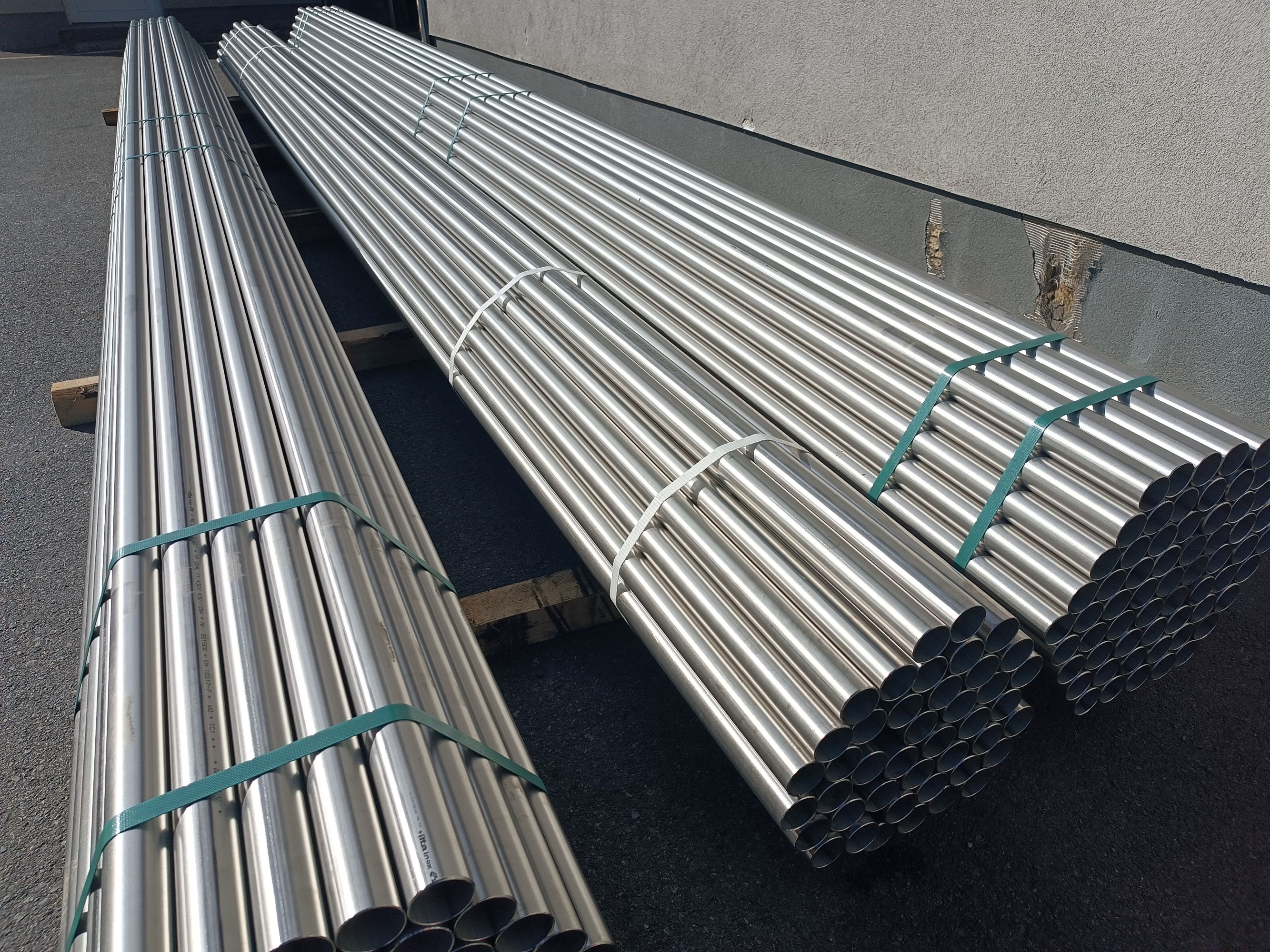 rúra nerezová zváraná  20,0x1,5 mm, L 6000 mm, akosť 1.4301/304, povrch štandard,  EN 10217-7