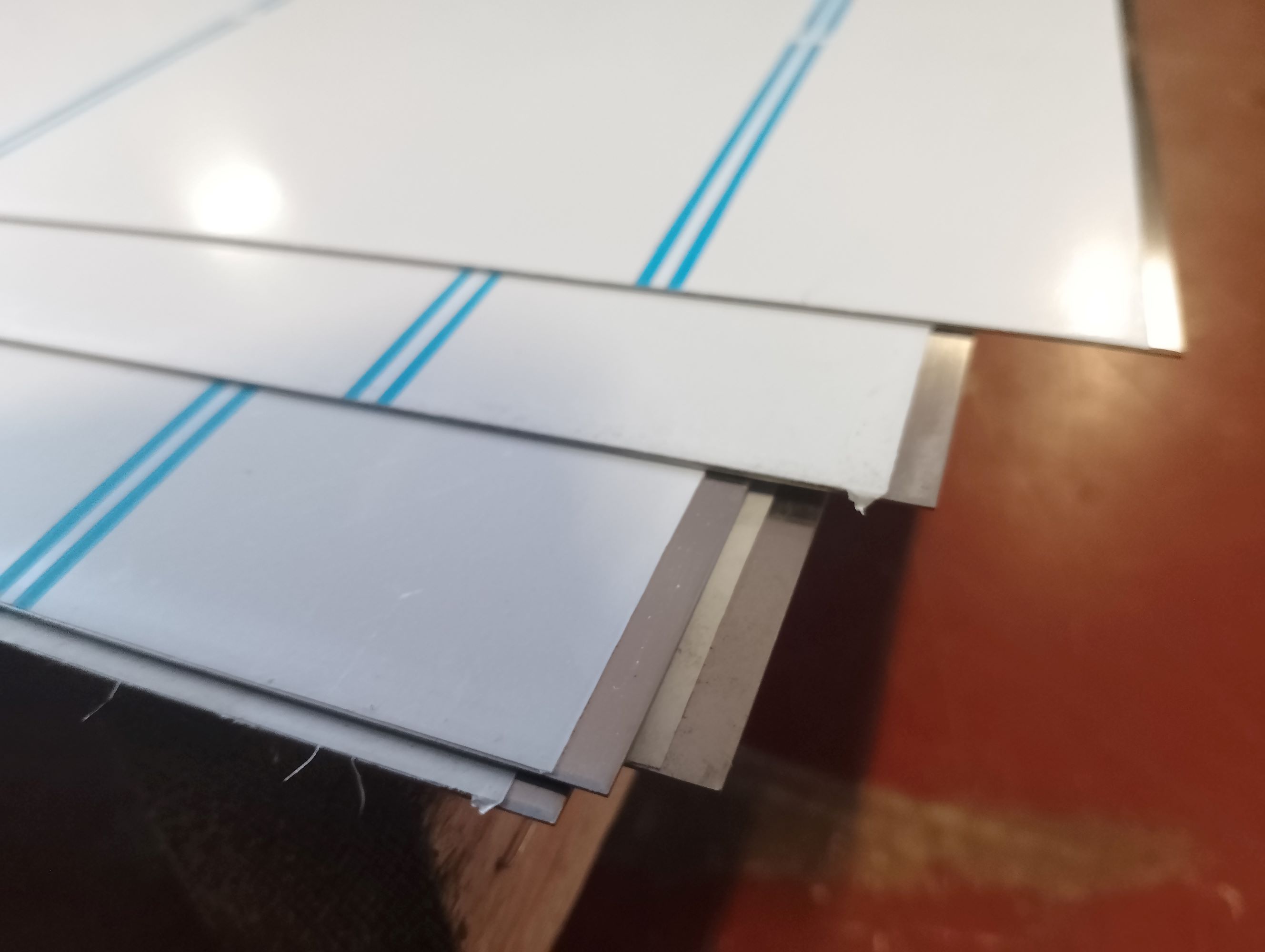 nerezový plech 1,0x1500x3000 mm, akosť 1.4301/304, 2G - brus. K320