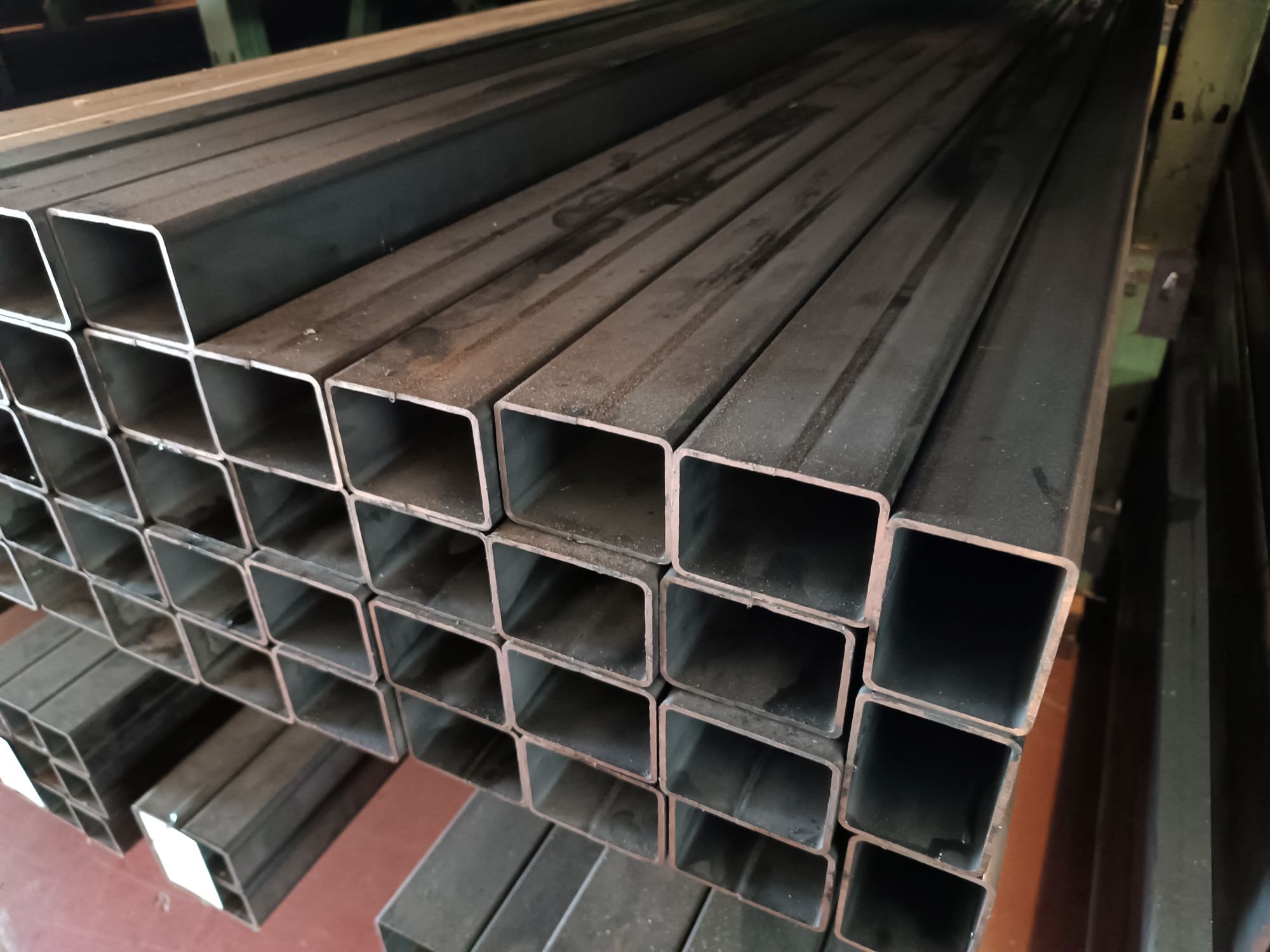 jakel profil uzavretý 70x50x3 mm, L6000 mm, S235JR