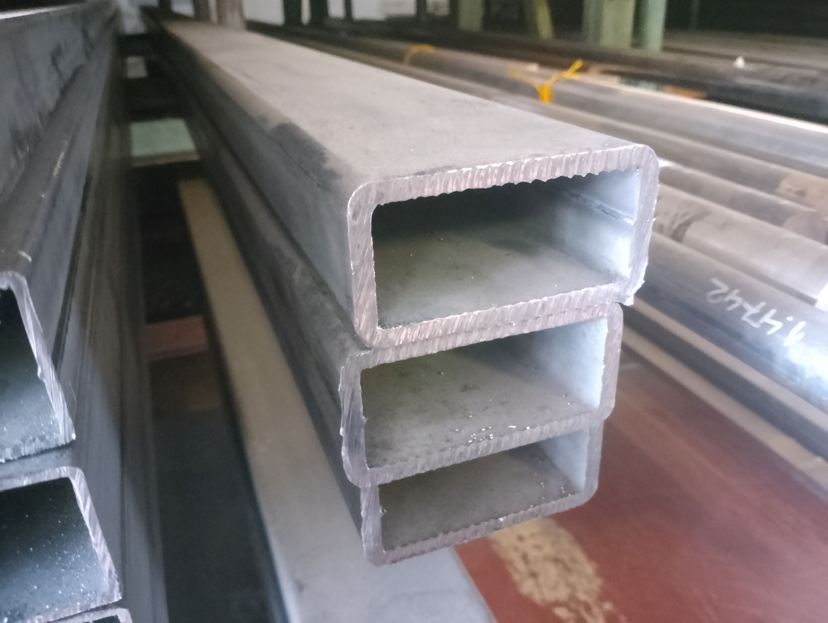 jakel profil uzavretý 100x50x5 mm, L6000 mm, S235JR
