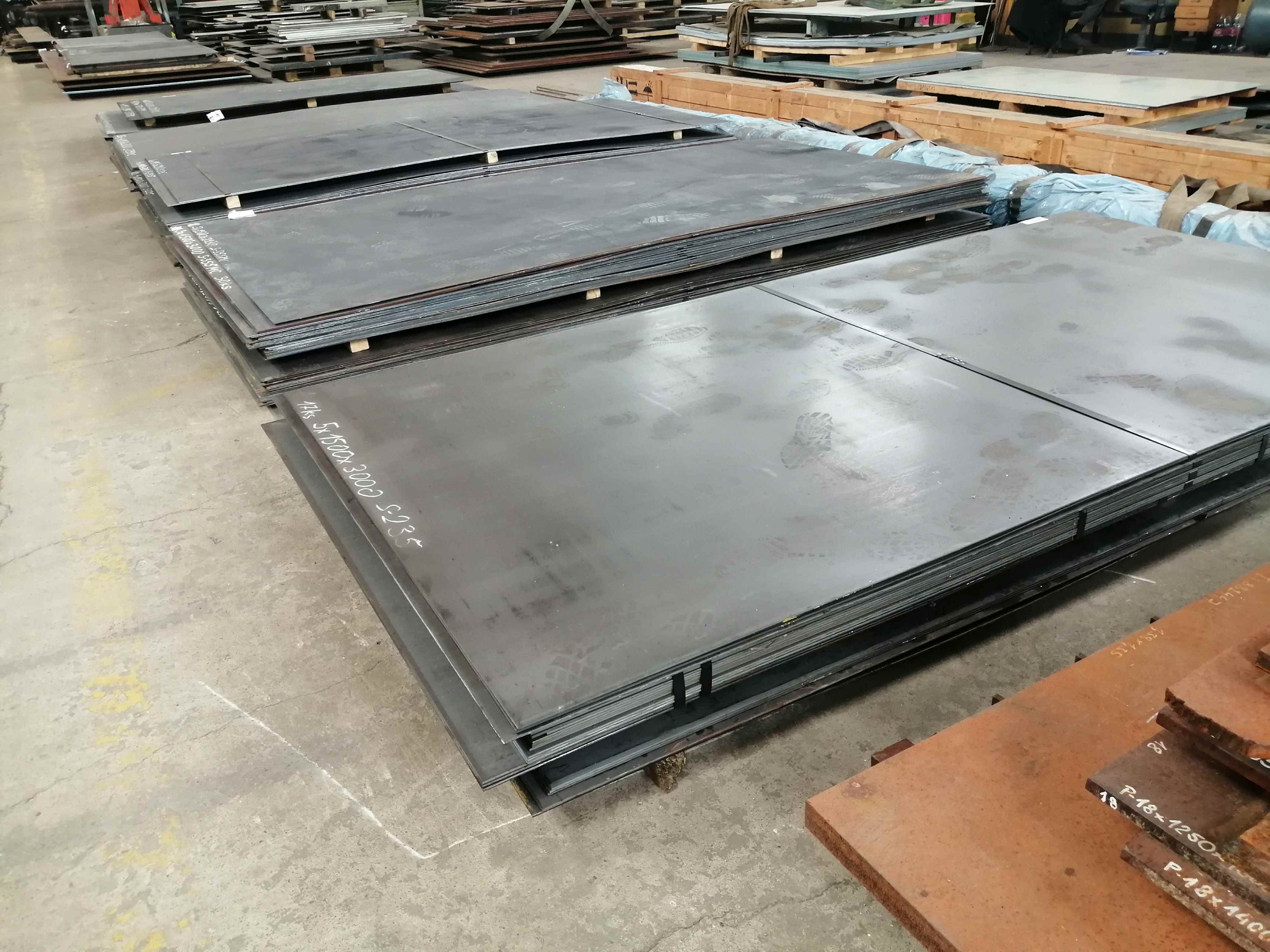 plech 3x1500x3000 mm, akosť S235JR, za tepla valcovaný